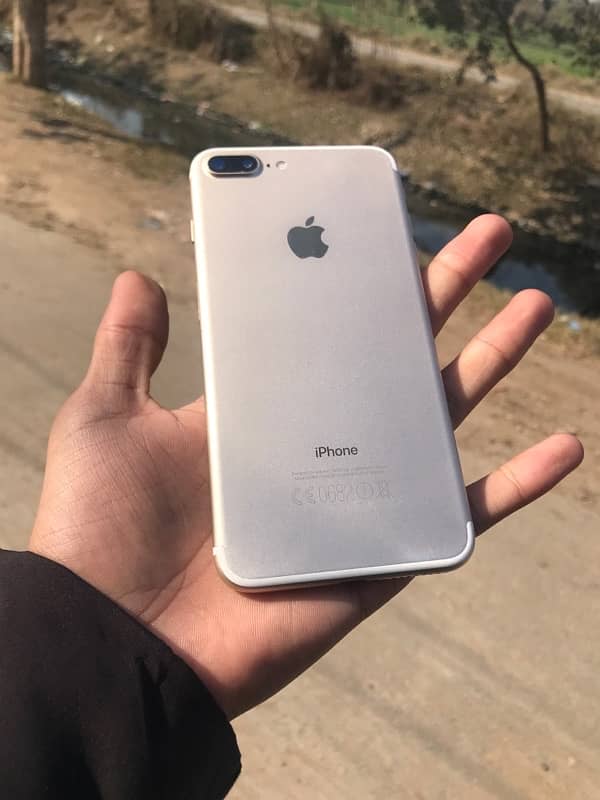 Iphone 7 plus 1