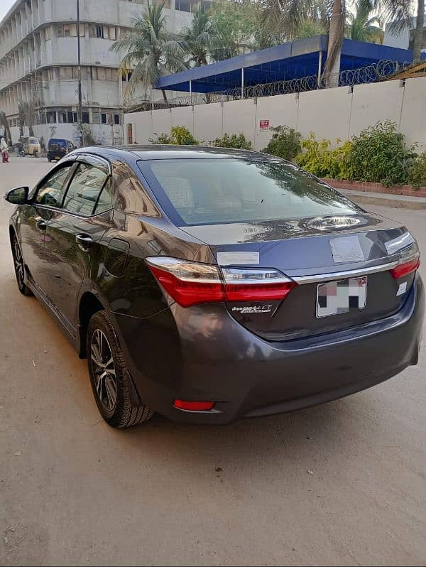 Toyota Corolla Altis 2018 3