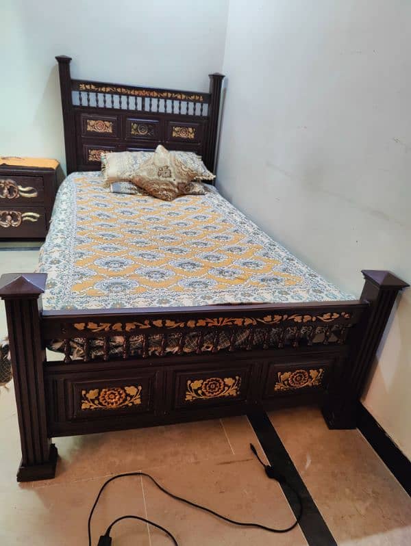 Chinioti Wooden 1 Single bed with side table. . . 0