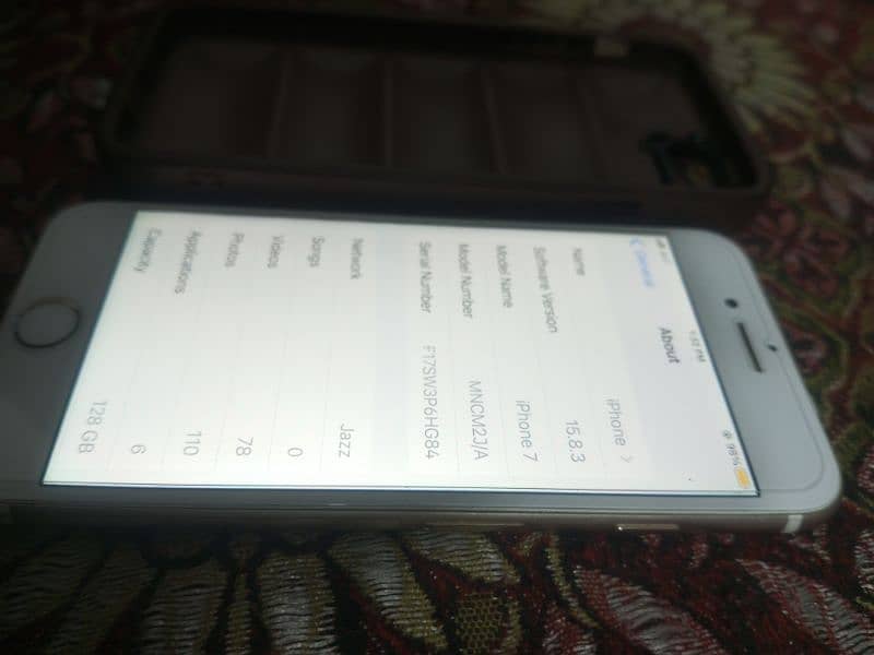 iPhone 7 128gb PTA approved 10 by 10 condition 9