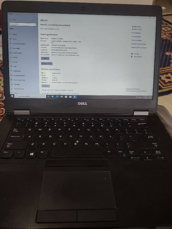 Dell latitude E5470  in good condition 2