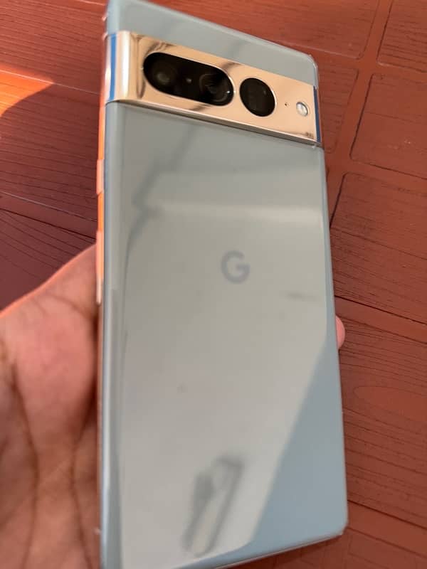 google pixel 7 pro 8 pro 1