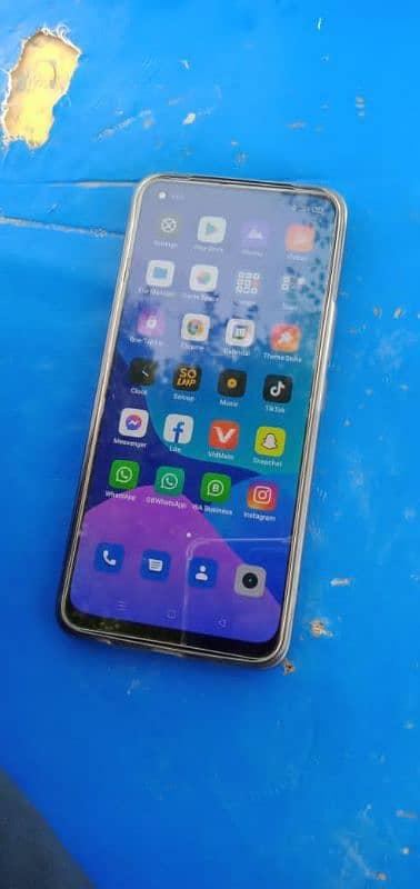 realme 8 pro for sale 10by9 2