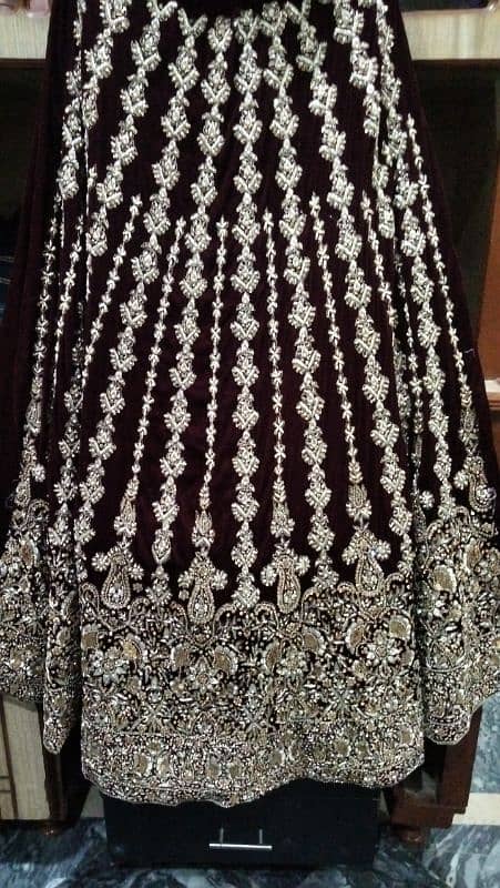 velvet bridal lehnga 1