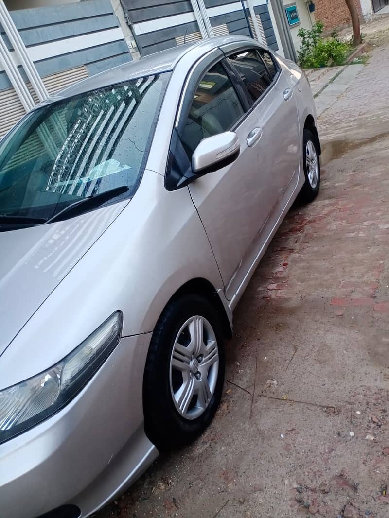 Honda City IVTEC 2016 ( 28 lac fixed amount ) urgent sale 2