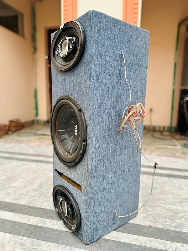 Car Woofer and Original kenwood 2 Speakers 2