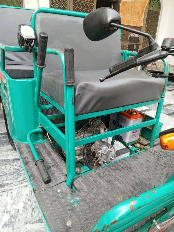 Two Seater Rickshaw For Disabled People And Old people Shaft system 1