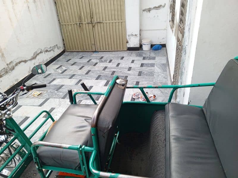 Two Seater Rickshaw For Disabled People And Old people Shaft system 3