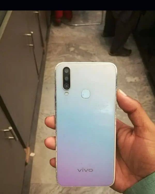 Vivo y17 9 months warranty good condition 10 by 10 0