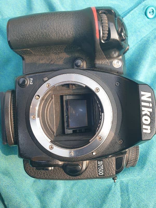 nikon d 7500 body 4