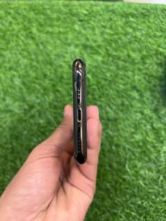 iphone xs sim glich