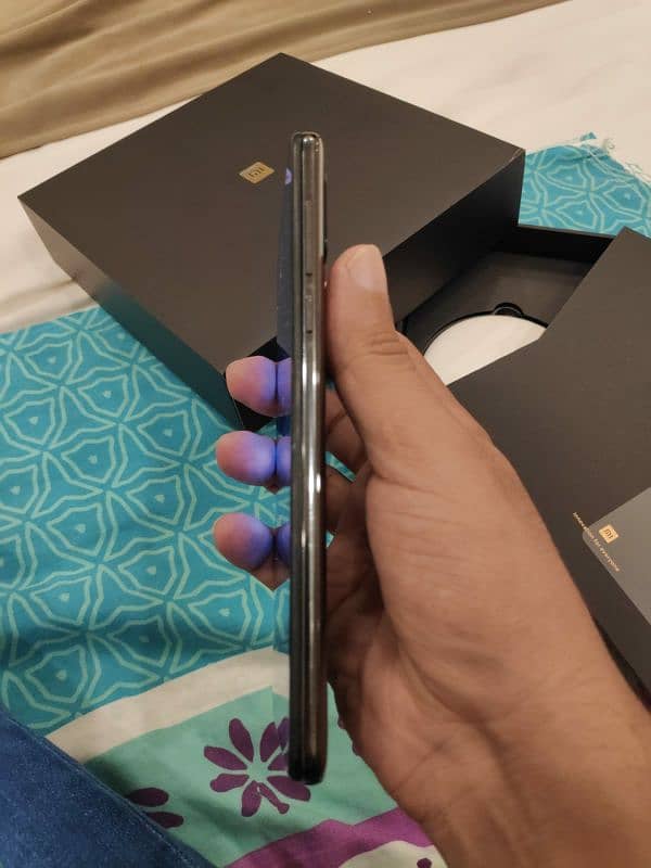 Xiaomi Mi Mix 3 (6 GB ,128GB) with box 1