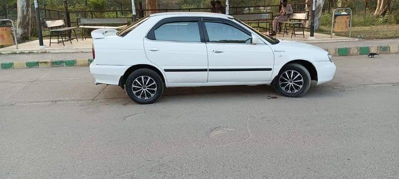 Suzuki Baleno 2004 1