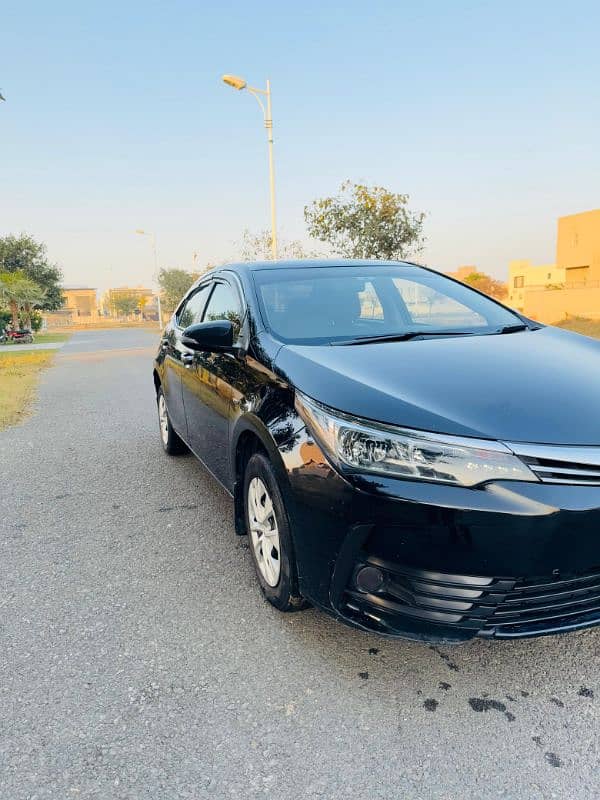 Toyota Corolla XLI 2018 total genuine 5