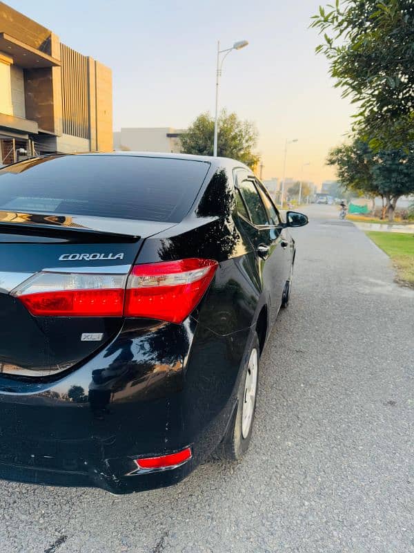 Toyota Corolla XLI 2018 total genuine 6