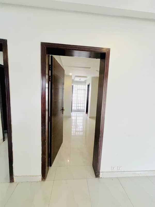 7 MARLA UPPER PORTION AVAILABLE FOR RENT IN GULBERG GREEN ISLAMABAD 6