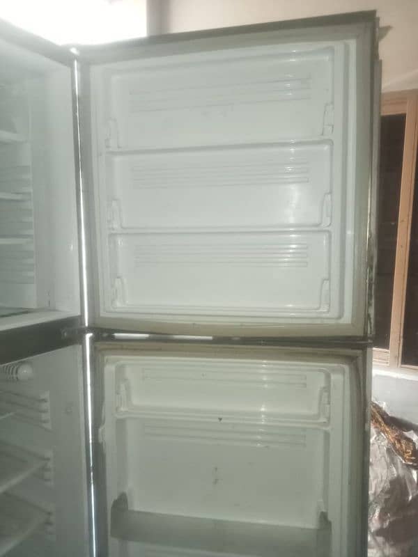 PELL full size refrigerator for sale urgently in good condition 10