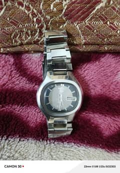 Vintage Seiko 5 7019-5010 Automatic watch