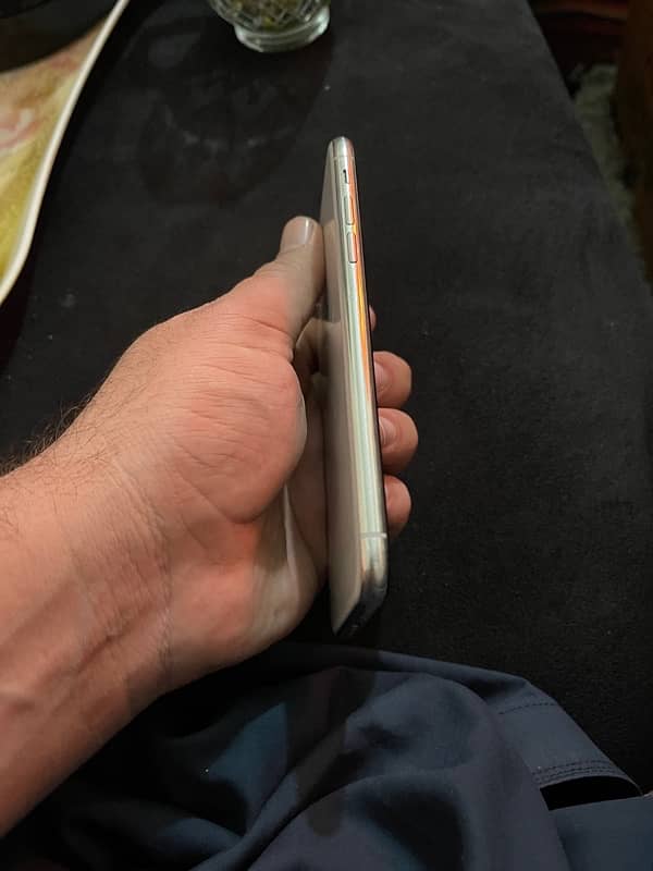 iPhone X 256 GB 6