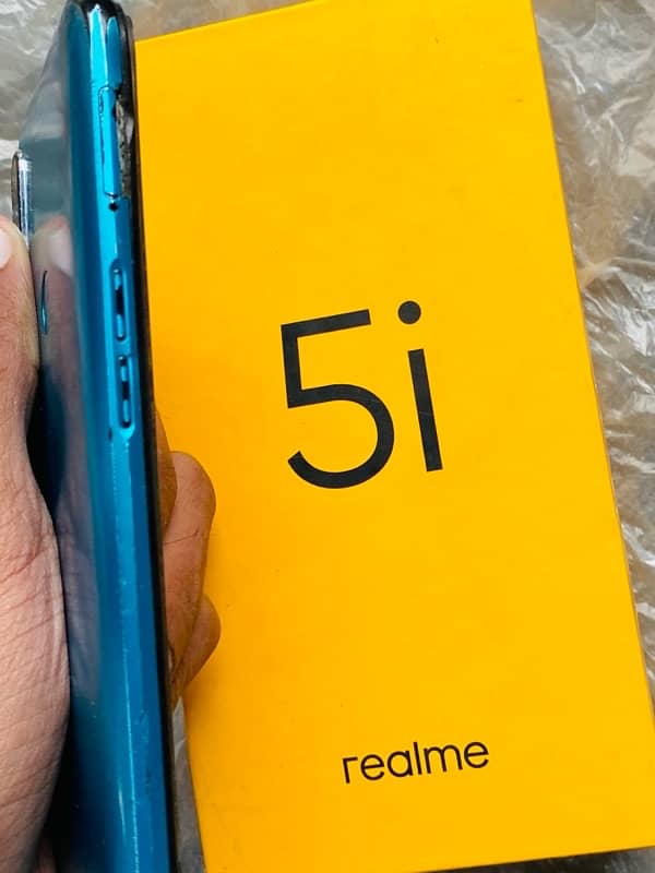 Realme 5i 4/64 4