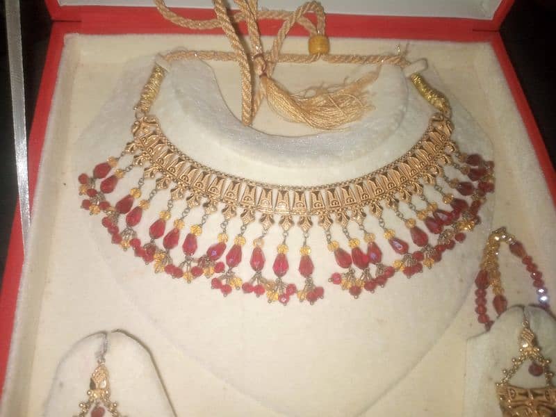 gold necklace for sale urgent 0