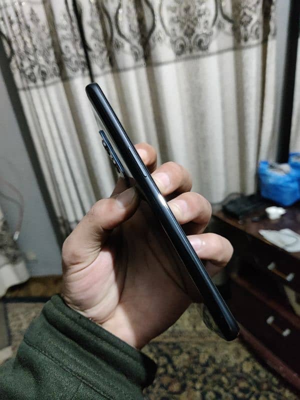 OnePlus 9 4