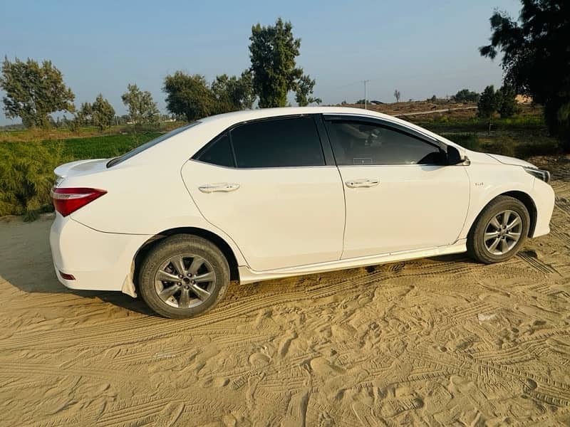 Toyota Altis Grande 2016 3