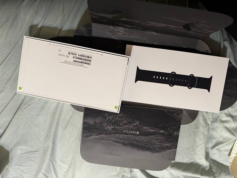 Brand New Apple Watch Ultra 2 Black latest 2025 gps and celluar 2