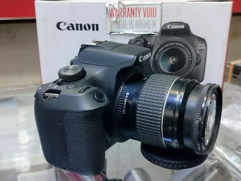 Canon 2000d | 24.2 mega pixels | better then 1300d 1500d d3300 d4000 1