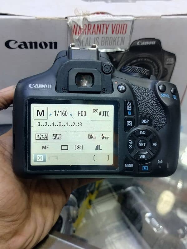 Canon 2000d | 24.2 mega pixels | better then 1300d 1500d d3300 d4000 2