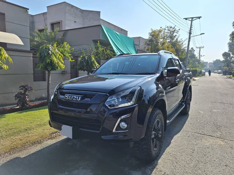 Isuzu D-Max V-Cross Automatic 3.0 2020 1