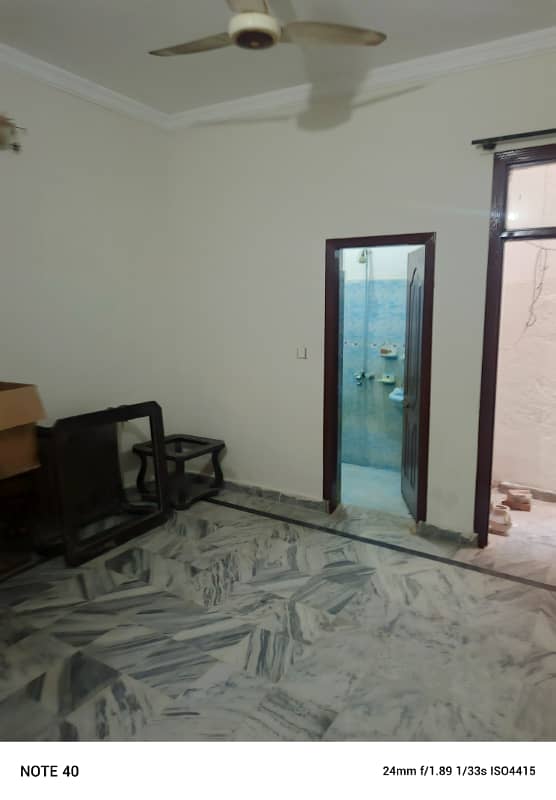 Double story house for rent in shalley valley Near miysral road rwp 13