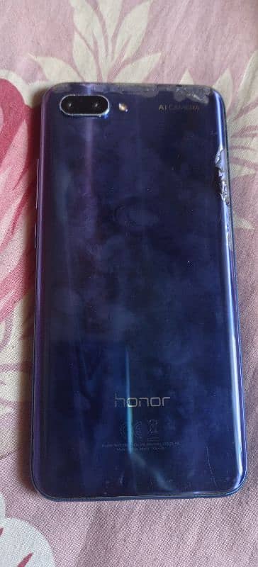 Hawaii Honor 10  128GB, 4 GB in good condition 1