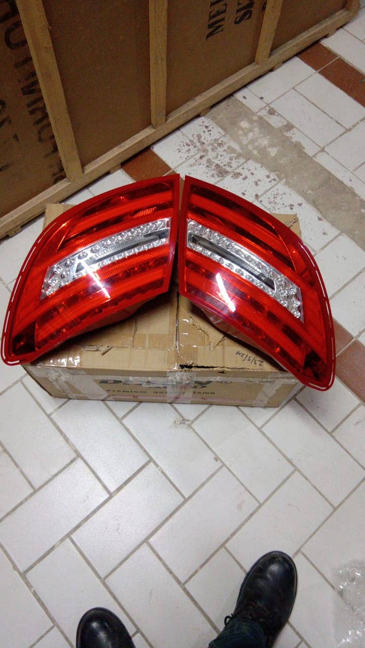 Mercedes Benz Tail Light LED - Left / Right (Pair) 3