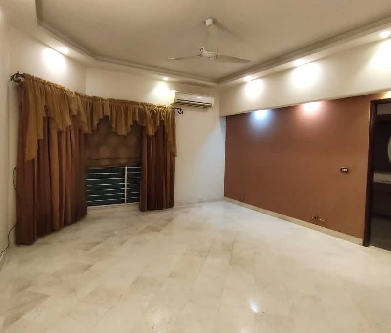 01 Kanal Modern Design House Near Market For Rent In DHA Phase 1 Lahore 10