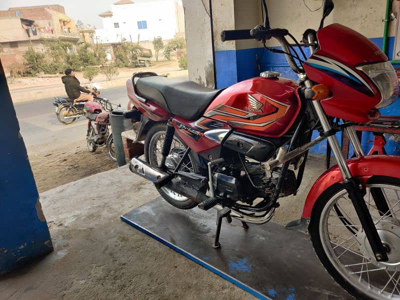 Honda pridor CD100 urgent sell Whatsapp no 03084507198 5