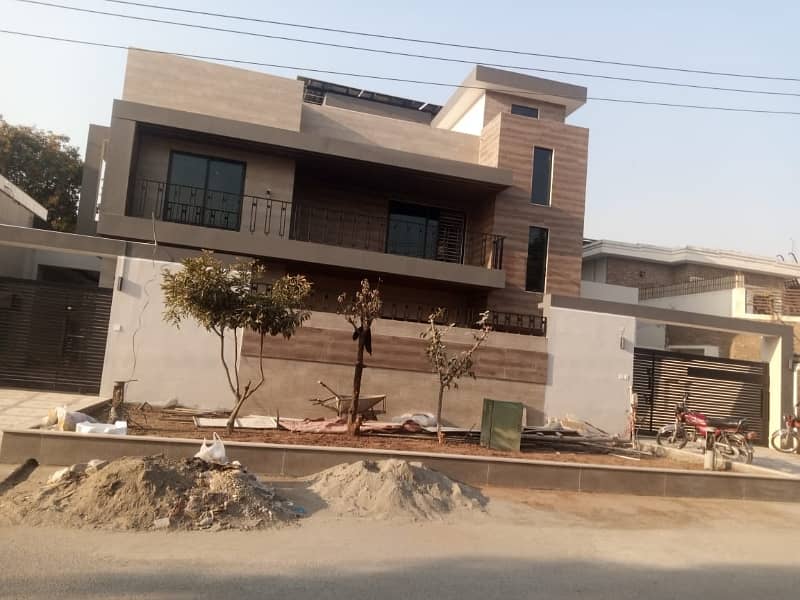 i-8 one kanal Brand New Dubal story House For Rent. 4