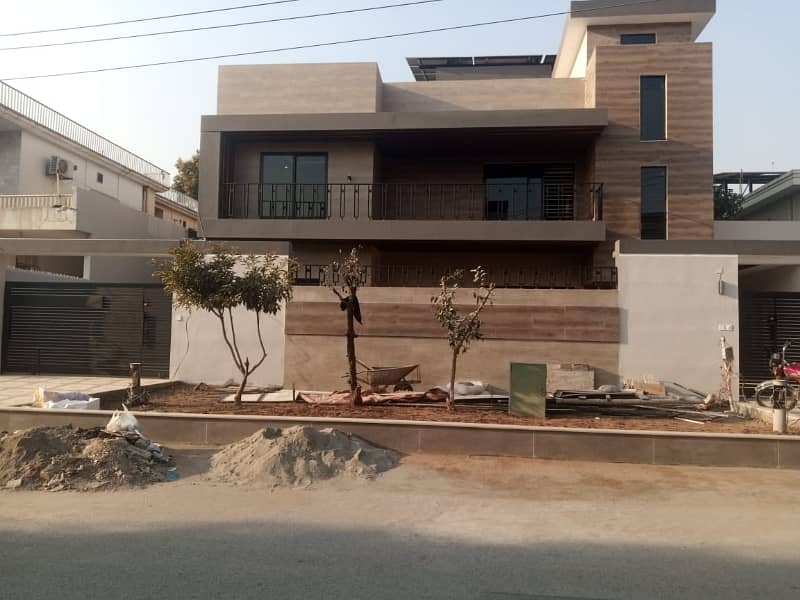 i-8 one kanal Brand New Dubal story House For Rent. 7