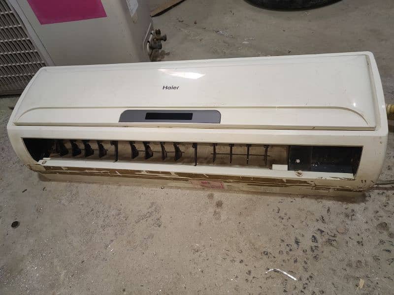 Haier Ac and outdoor fan 1 tan 2