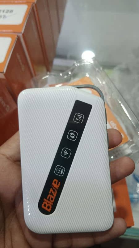 PTCL Ufone 4G MBB Blaze high speed Internet Wireless WiFi Cloud Device 1