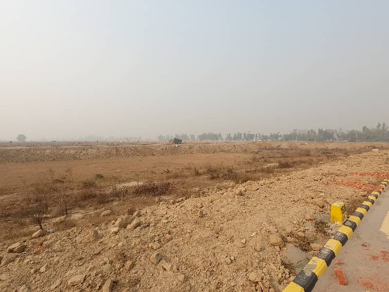 5 Marla On-Ground Plot For Sale In Block Q, LDA City Lahore Back Of 300 Feet Road 9