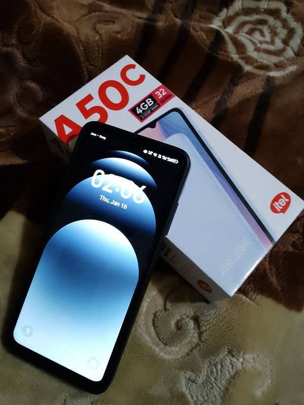 itel a50c 2+2/32Gb with complete box some days used only 03186176864 0