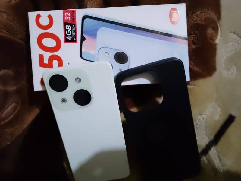 itel a50c 2+2/32Gb with complete box some days used only 03186176864 2