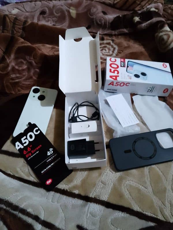 itel a50c 2+2/32Gb with complete box some days used only 03186176864 5