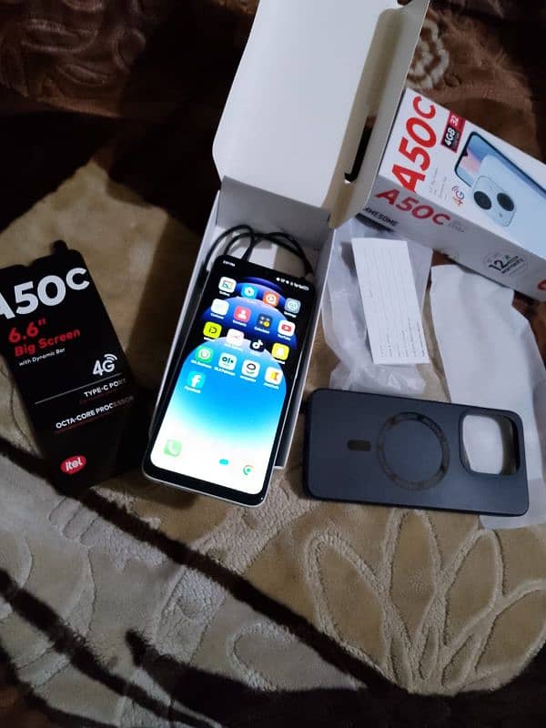 itel a50c 2+2/32Gb with complete box some days used only 03186176864 10