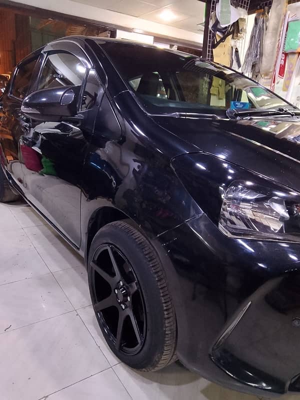 Toyota Vitz 2014 6