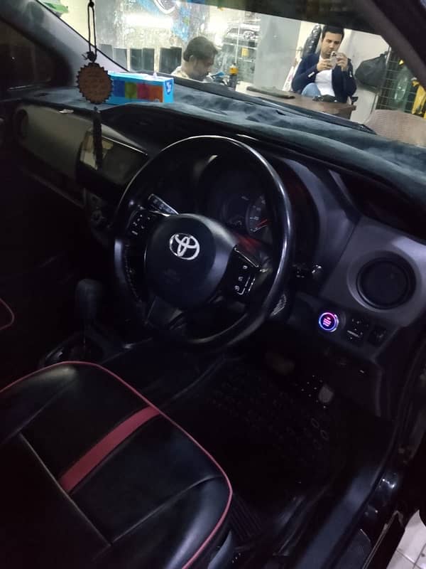 Toyota Vitz 2014 7