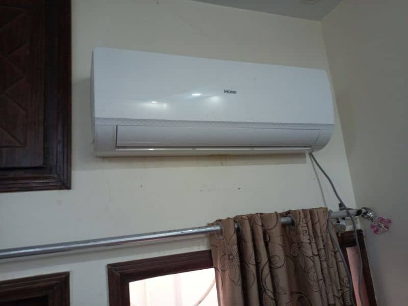 Haier 1 Ton Ac just one season used just like new 1