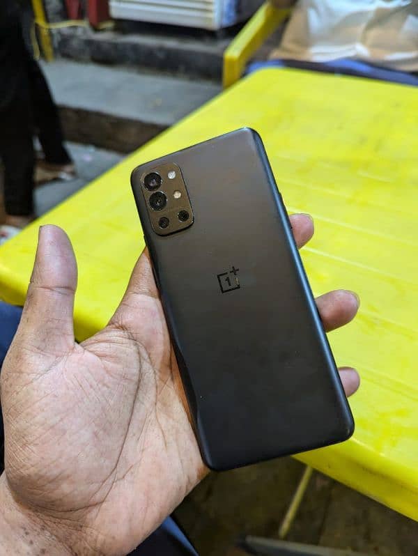 Oneplus 9 12/256 3