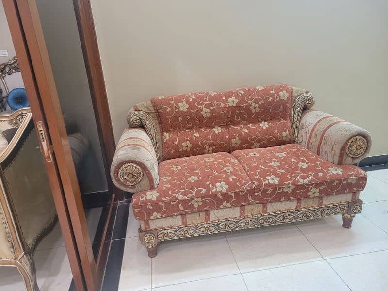 7 seater sofa set along with three chairs 5